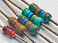 Gelang Warna Resistor adalah