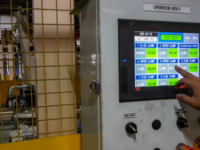PLC adalah
